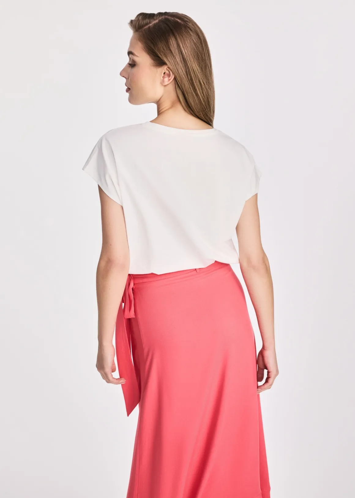 Bawełniany T-shirt damski w kwiaty