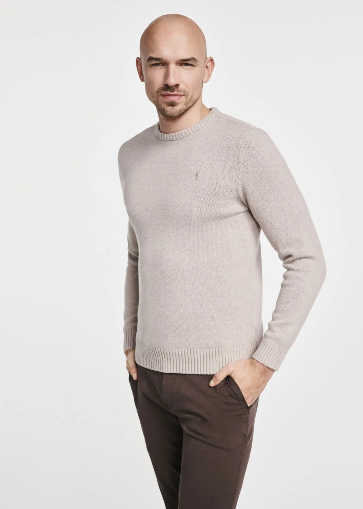 Beżowy sweter męski bawełniany