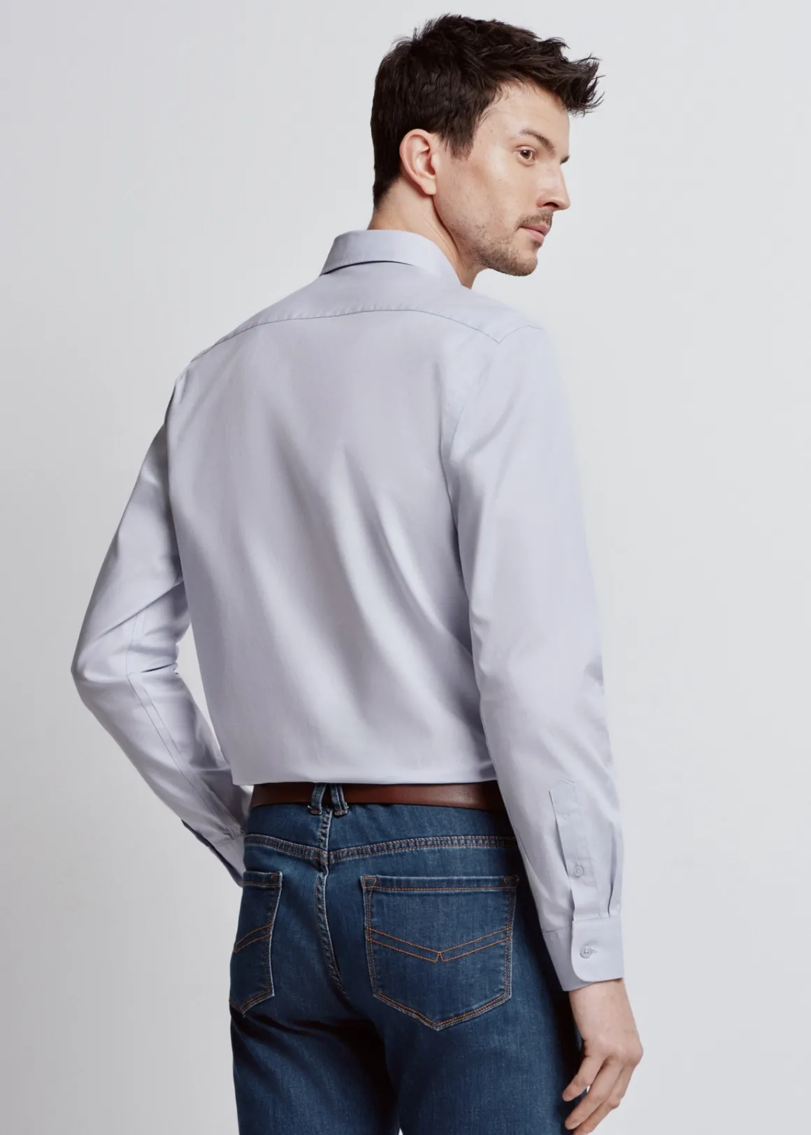 Błękitna elegancka koszula męska