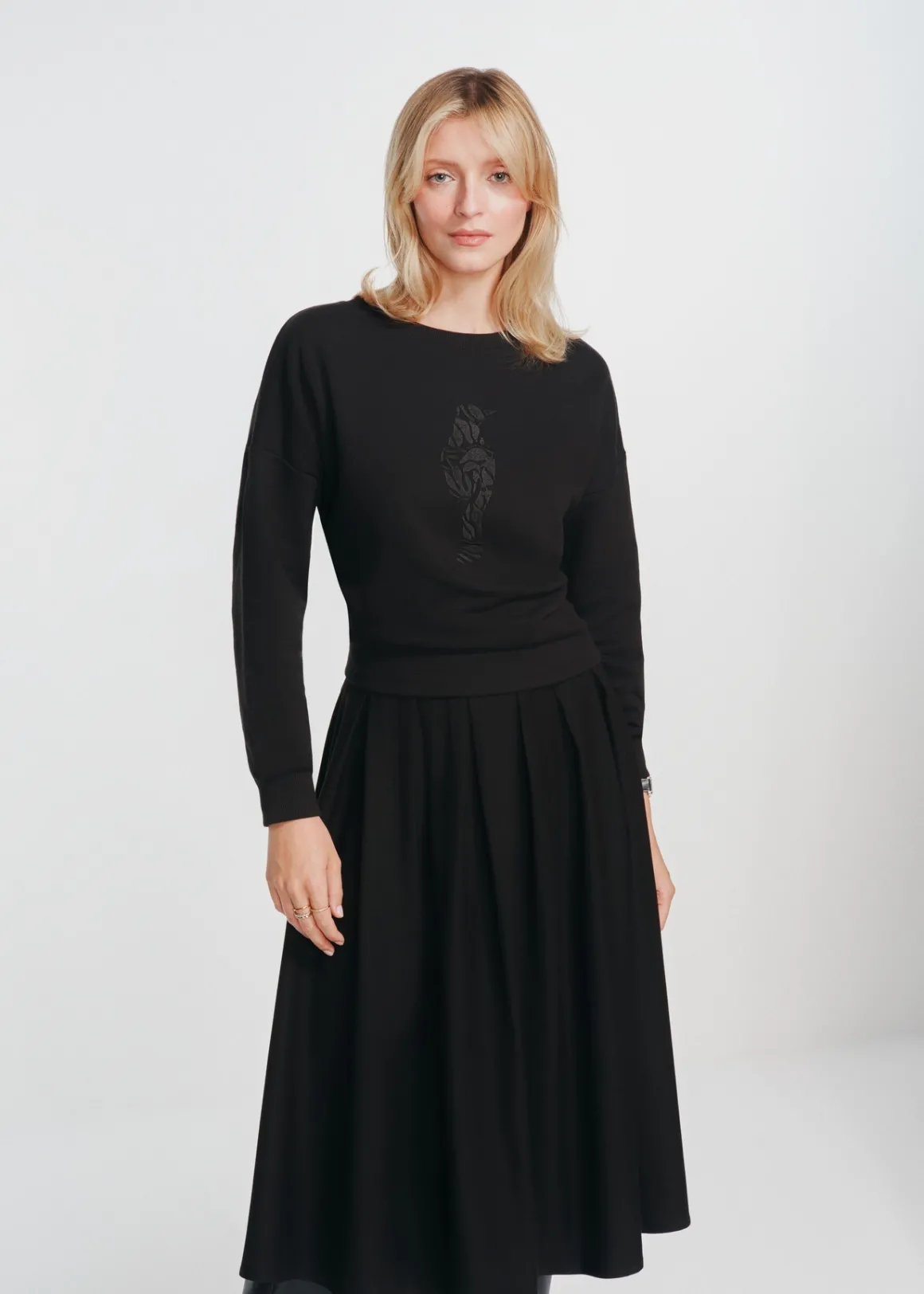 Bluza damska z haftowanym logo