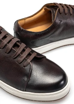 Brązowe sportowe buty męskie