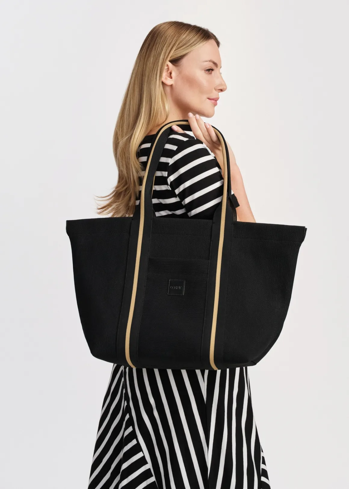 Czarna torebka shopper damska