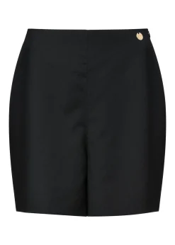 Czarne eleganckie szorty damskie