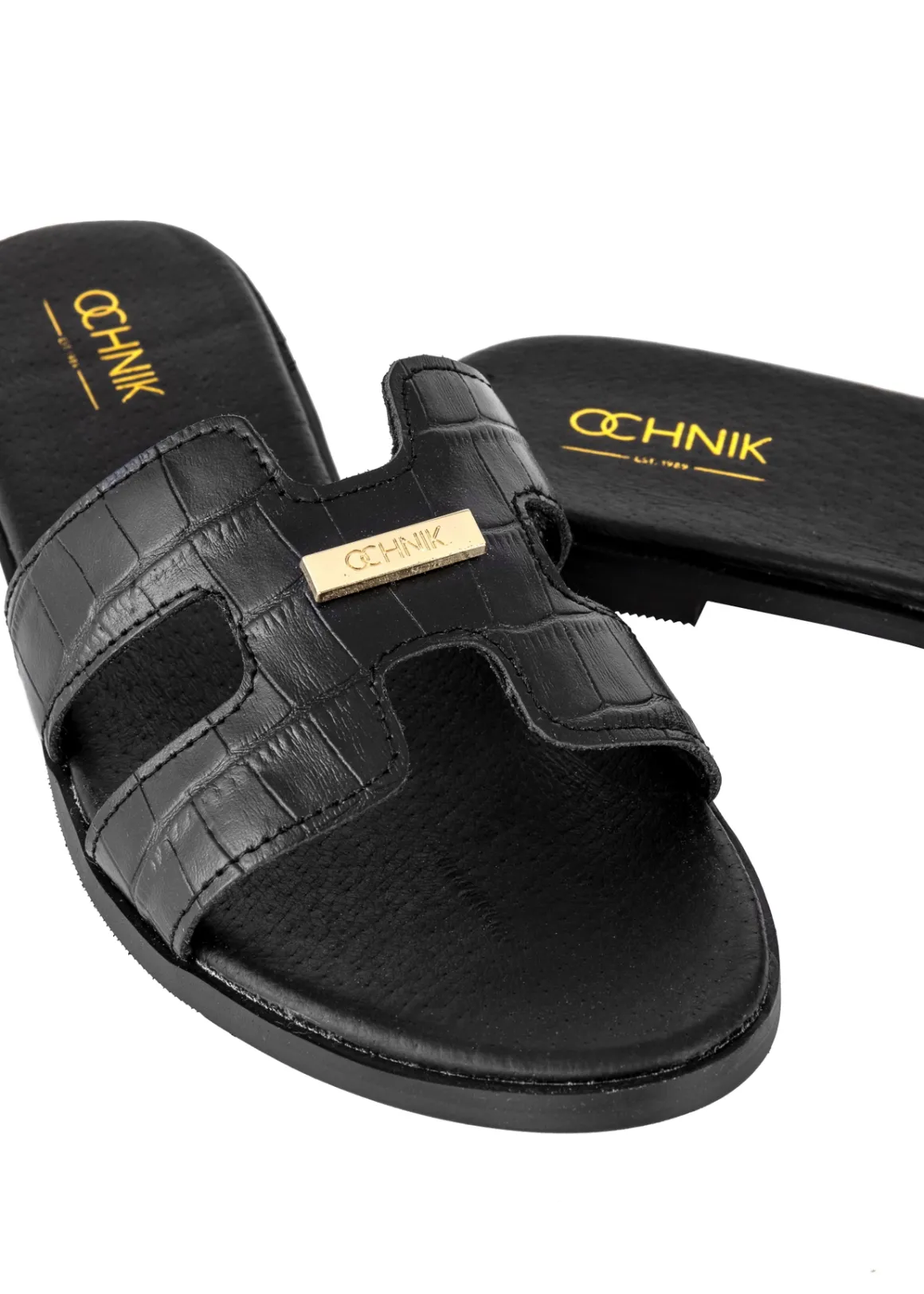 Czarne klapki damskie croco