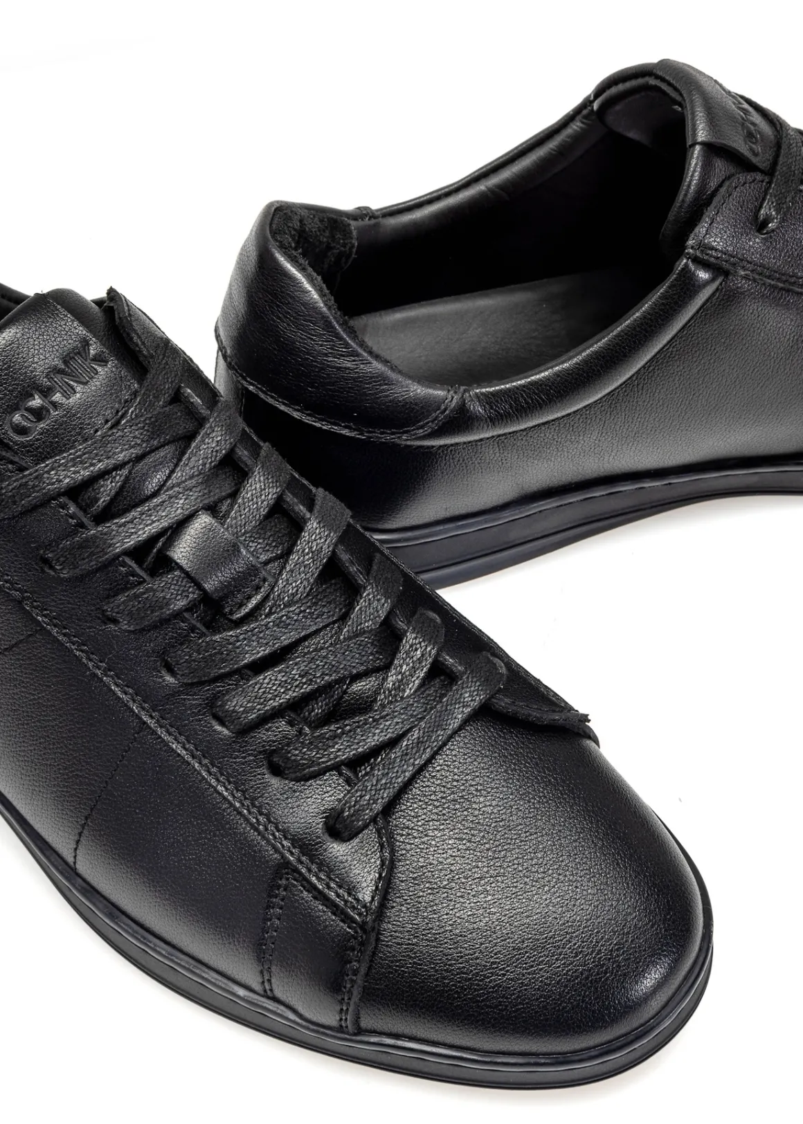 Czarne skórzane buty męskie