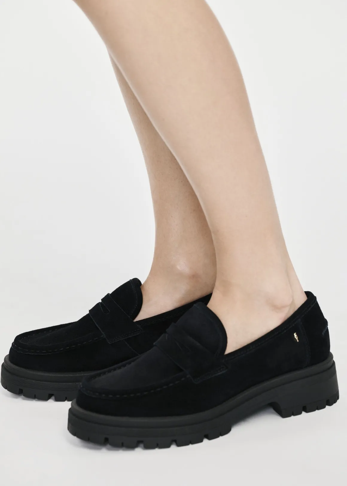 Czarne skórzane loafersy damskie