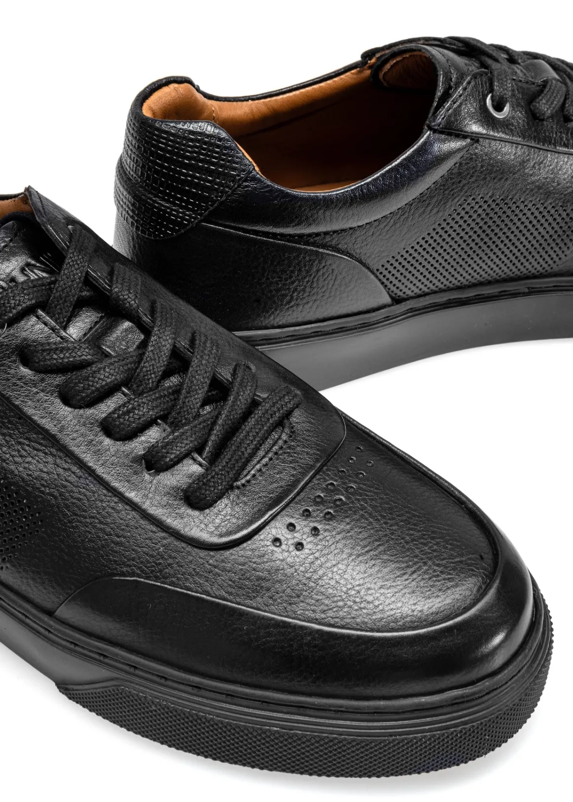 Czarne skórzane sportowe buty męskie