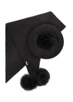 Czarny beret damski z pomponem
