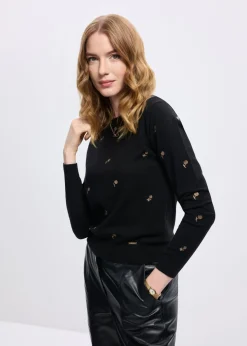 Czarny sweter damski w kwiatuszki