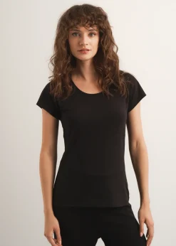 Czarny T-shirt damski basic