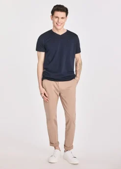 Granatowy basic T-shirt męski z logo