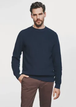 Granatowy sweter męski