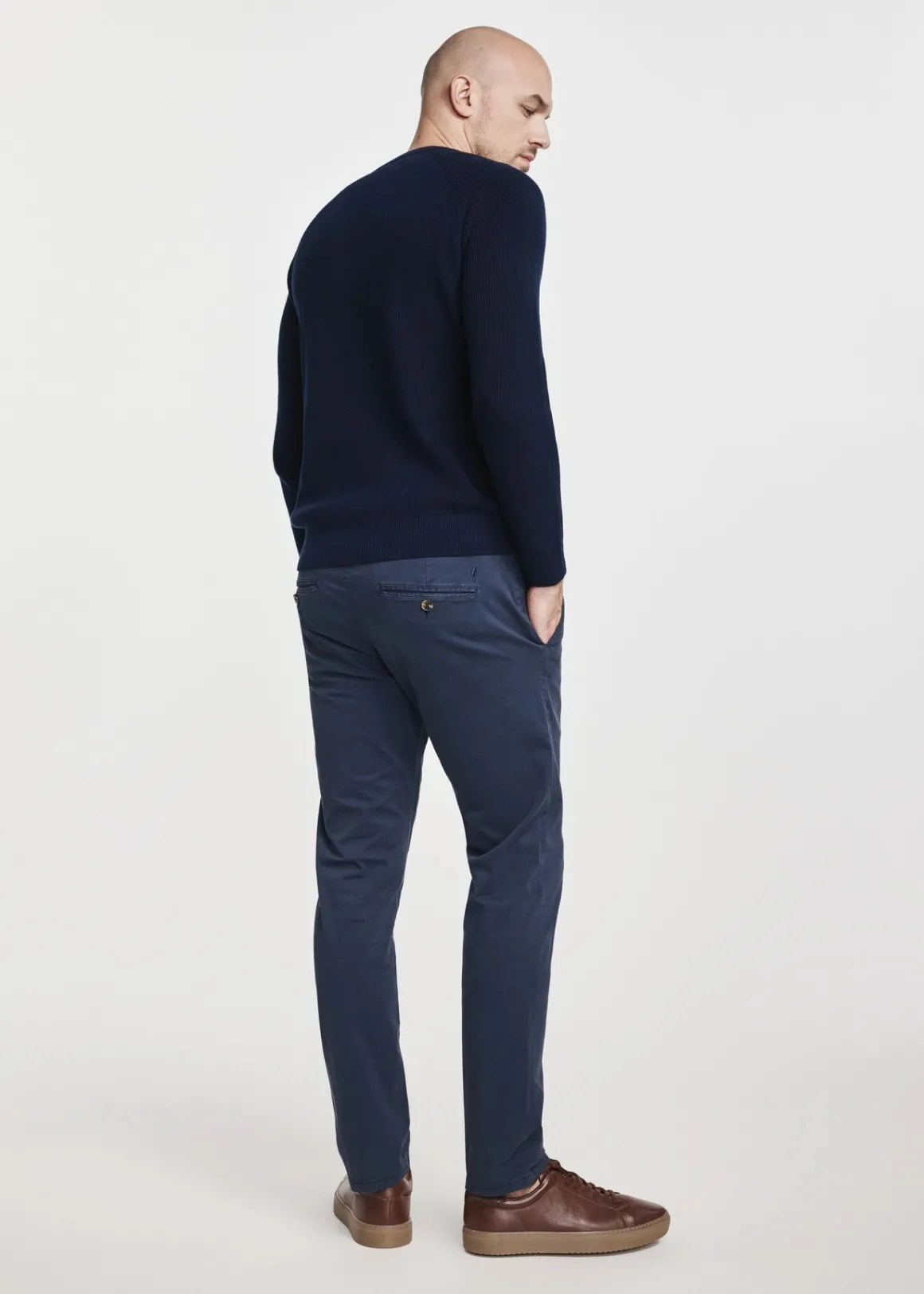 Granatowy sweter męski bawełniany
