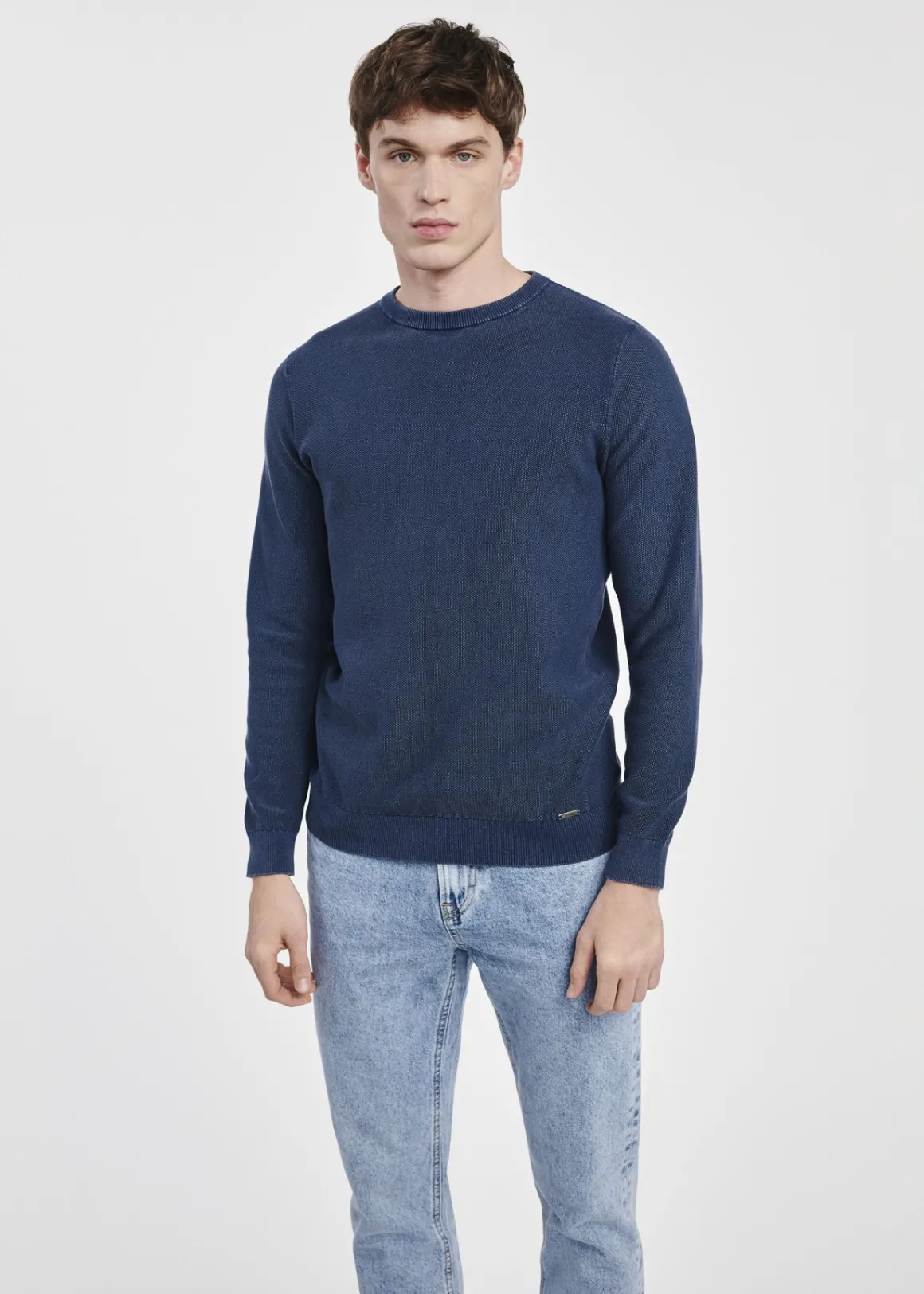 Granatowy sweter męski z bawełny