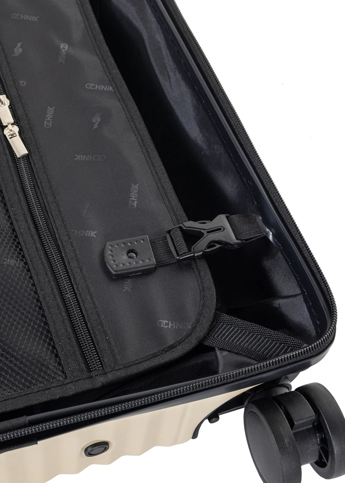 Komplet walizek twardych na kółkach 19"/24"/28"