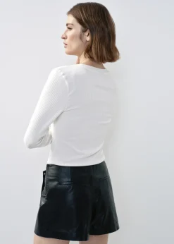 Kremowa prążkowana bluzka longsleeve damska