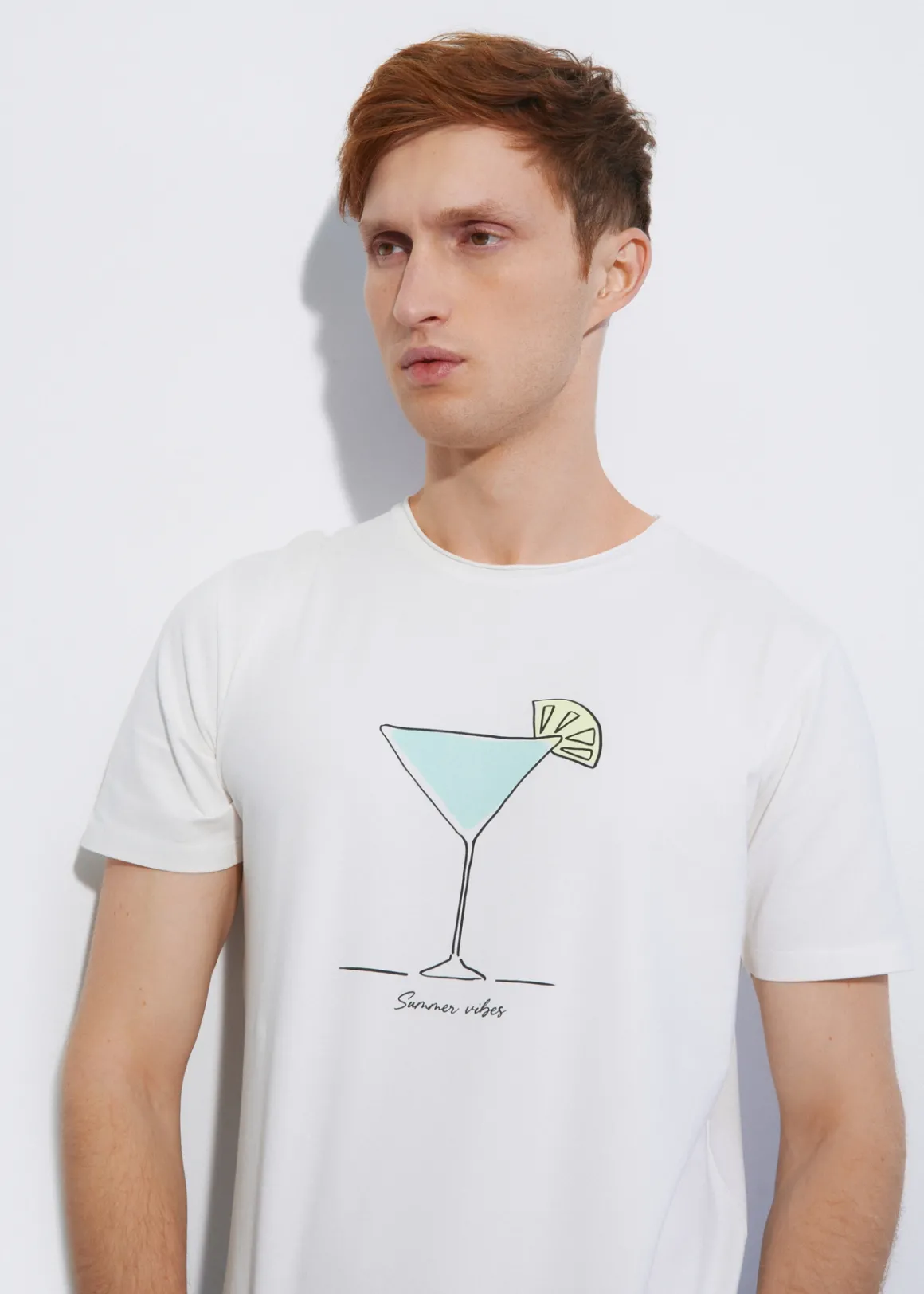 Kremowy T-shirt męski z printem