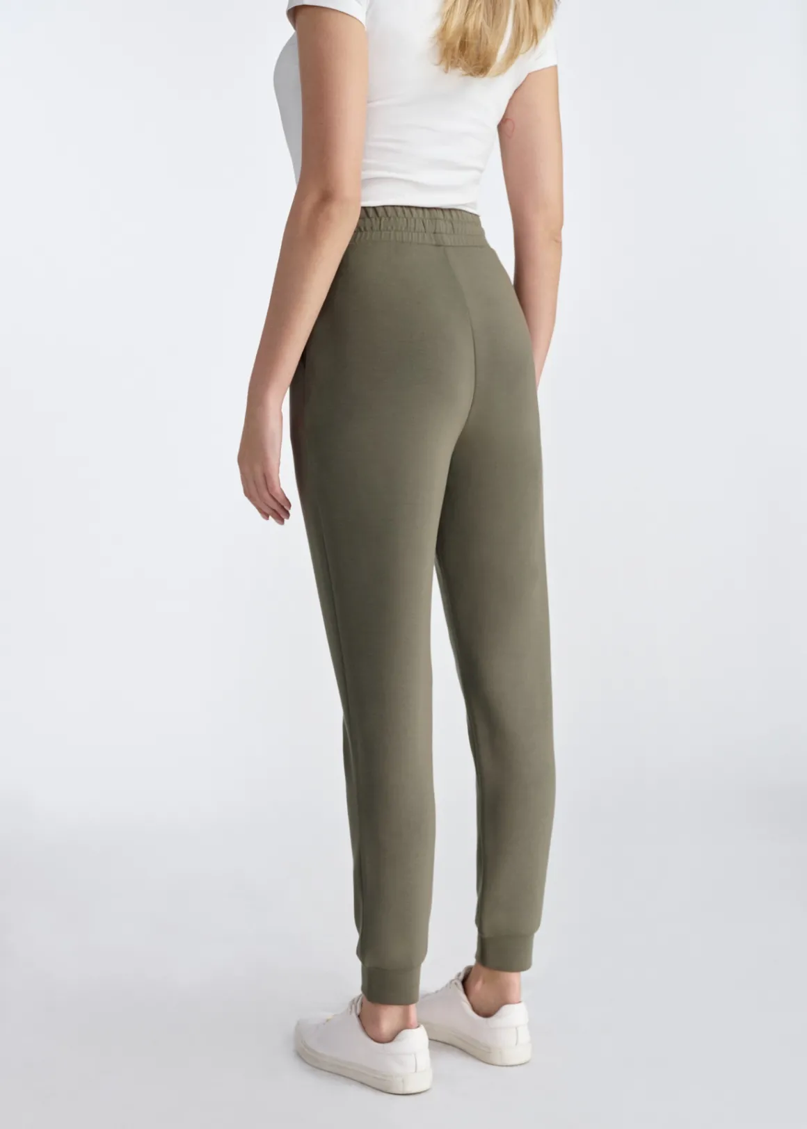 Spodnie damskie w kolorze khaki
